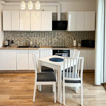 Aura 40 W Gdansku * Гданьск